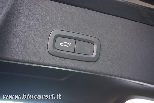 VOLVO XC40 usata, con Servosterzo