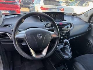 LANCIA Ypsilon usata, con Sensori di parcheggio posteriori