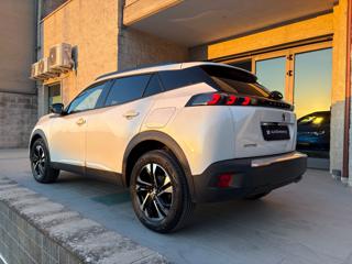 PEUGEOT 2008 usata, con Boardcomputer