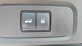 NISSAN Qashqai usata, con USB