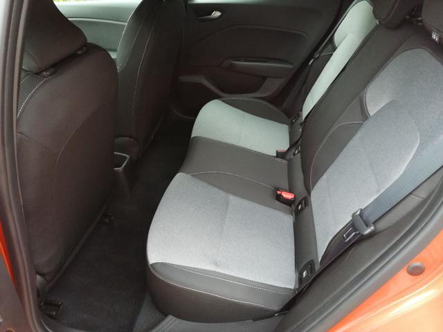 RENAULT Clio usata, con Autoradio