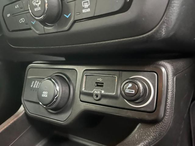 JEEP Renegade usata, con Autoradio