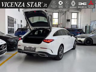 MERCEDES-BENZ CLA 200 usata, con Sedile posteriore sdoppiato