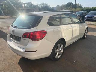 OPEL Astra usata, con Autoradio