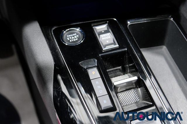 PEUGEOT 3008 usata, con Bracciolo