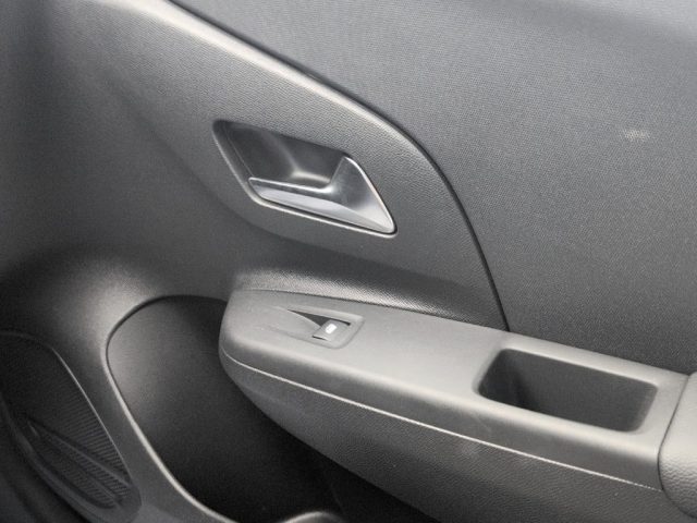 OPEL Corsa usata, con Bluetooth