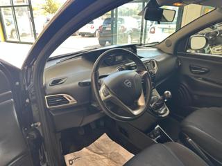 LANCIA Ypsilon usata, con Airbag testa