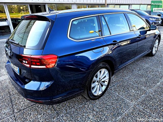 VOLKSWAGEN Passat Variant usata, con Boardcomputer