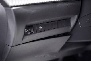 PEUGEOT 2008 usata, con Cruise Control