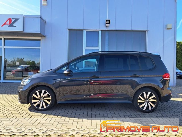 VOLKSWAGEN Touran usata, con Frenata d