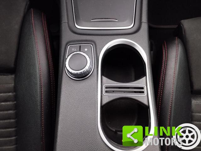 MERCEDES-BENZ GLA 200 usata 32