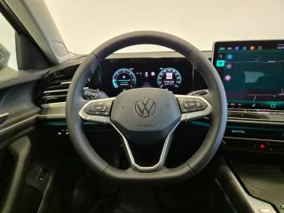 VOLKSWAGEN Passat usata, con Climatizzatore