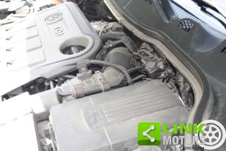 VOLKSWAGEN Passat usata, con Monitoraggio pressione pneumatici