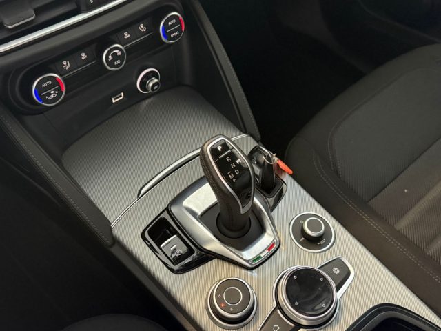 ALFA ROMEO Stelvio usata, con Controllo elettronico della corsia