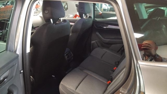 SKODA Karoq usata, con ESP