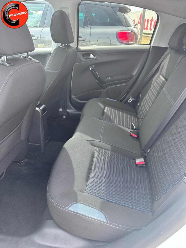 PEUGEOT 208 usata, con Airbag