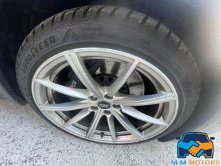 AUDI RS4 usata, con Pneumatici da neve