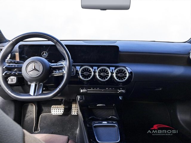 MERCEDES-BENZ A 180 usata 11