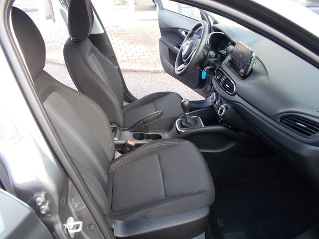 FIAT Tipo usata, con Controllo automatico clima