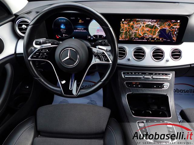 MERCEDES-BENZ E 220 usata, con Chiusura centralizzata