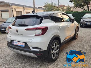 RENAULT Captur usata, con Autoradio