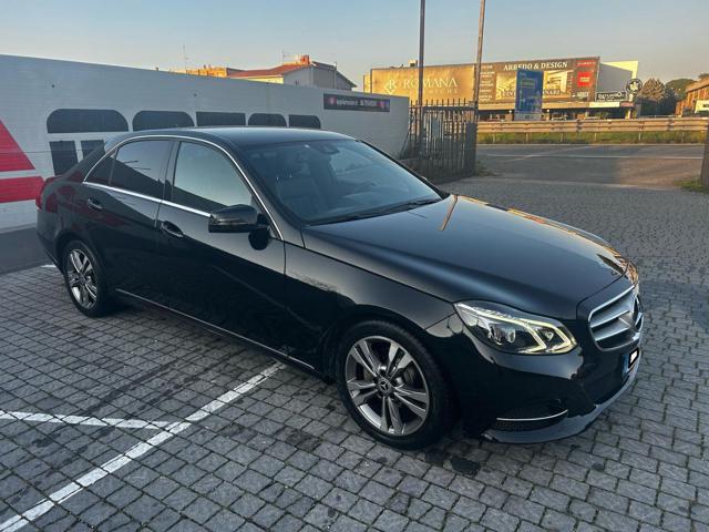 MERCEDES-BENZ E 220 usata, con Alzacristalli elettrici