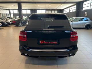 PORSCHE Cayenne usata, con Autoradio