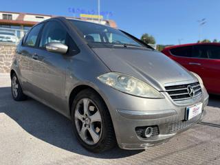 MERCEDES-BENZ A 180 usata, con Airbag