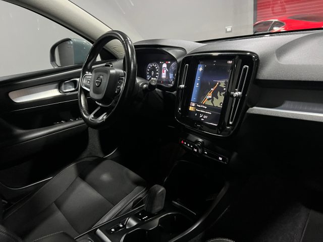 VOLVO XC40 usata, con Autoradio
