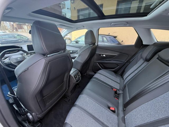PEUGEOT 3008 usata, con Climatizzatore