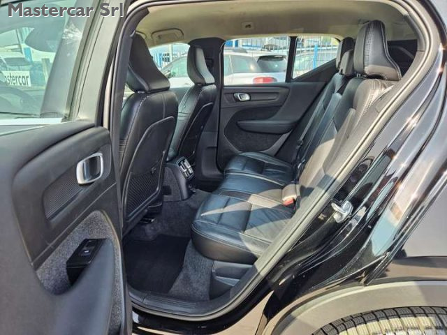 VOLVO XC40 usata, con Sistema di navigazione