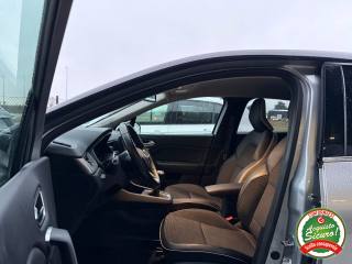 RENAULT Captur usata, con Controllo automatico clima