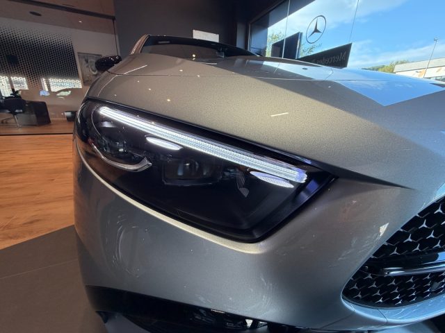 MERCEDES-BENZ A 180 usata, con Sistema di navigazione