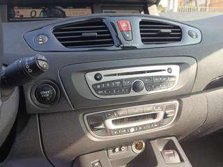RENAULT Scenic usata, con Autoradio