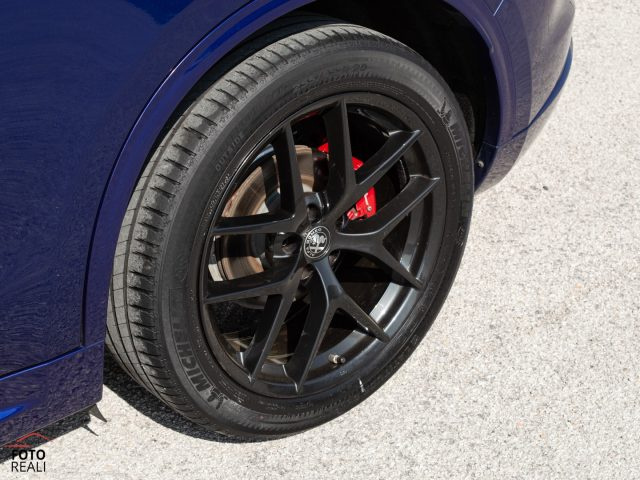 ALFA ROMEO Stelvio usata, con Servosterzo