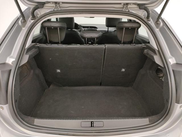 OPEL Corsa usata, con Sedile posteriore sdoppiato
