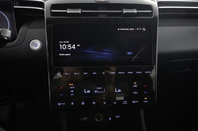 HYUNDAI Tucson usata 10