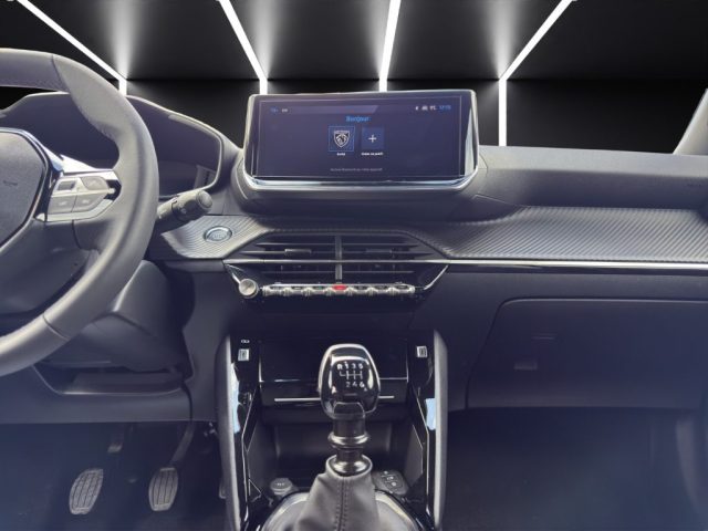 PEUGEOT 2008 usata, con Bluetooth