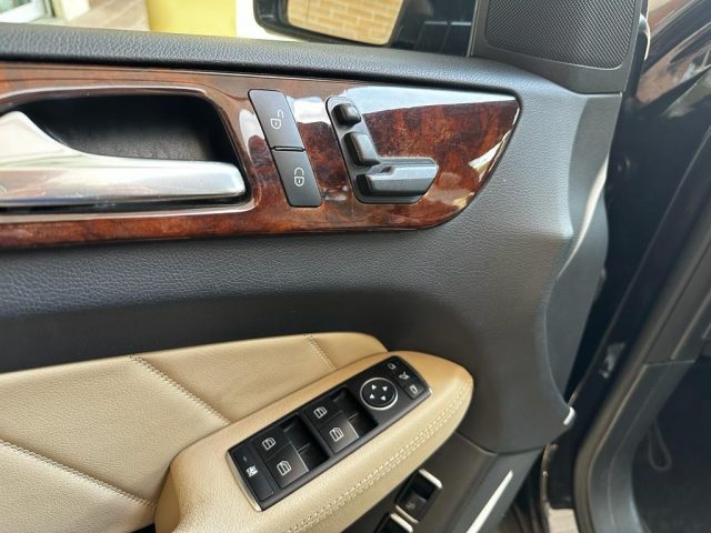 MERCEDES-BENZ GL 350 usata, con Controllo automatico clima
