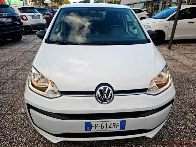 VOLKSWAGEN up! usata, con Alzacristalli elettrici