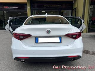 ALFA ROMEO Giulia usata, con Autoradio