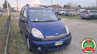 TOYOTA Yaris usata, con Autoradio