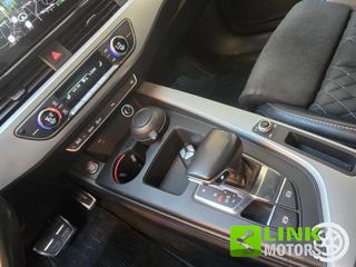 AUDI A4 usata, con Park Distance Control