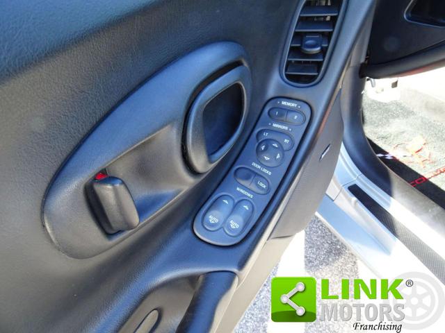 CHEVROLET Corvette usata, con Bracciolo