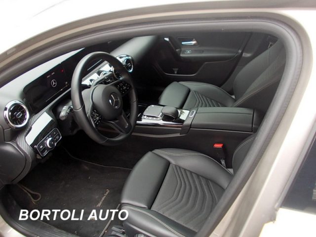 MERCEDES-BENZ A 180 usata, con Chiusura centralizzata