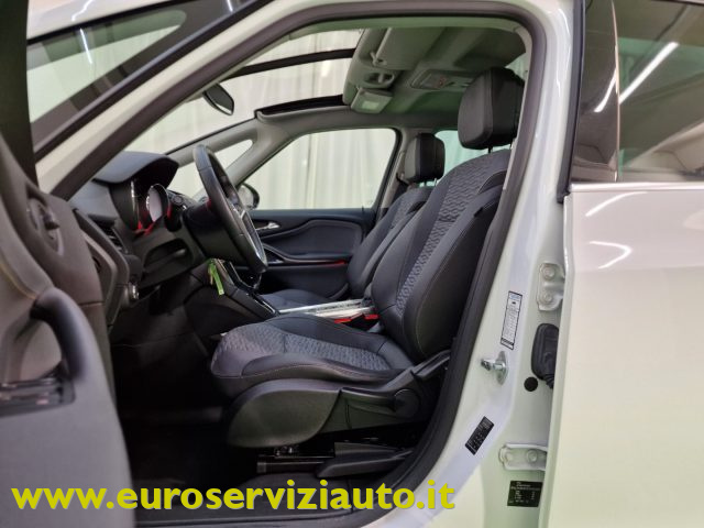 OPEL Zafira Tourer usata, con Sensori di parcheggio anteriori