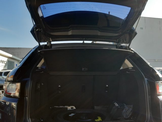 LAND ROVER Range Rover Evoque usata, con Leve al volante