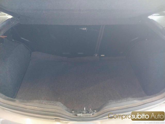 FIAT Punto usata 11