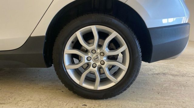 VOLVO V40 Cross Country usata, con Gancio traino