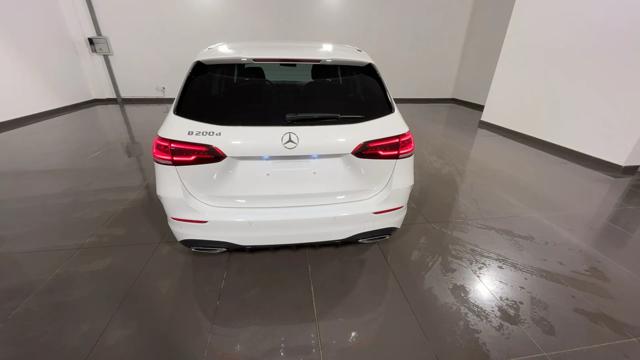 MERCEDES-BENZ B 200 usata, con Autoradio